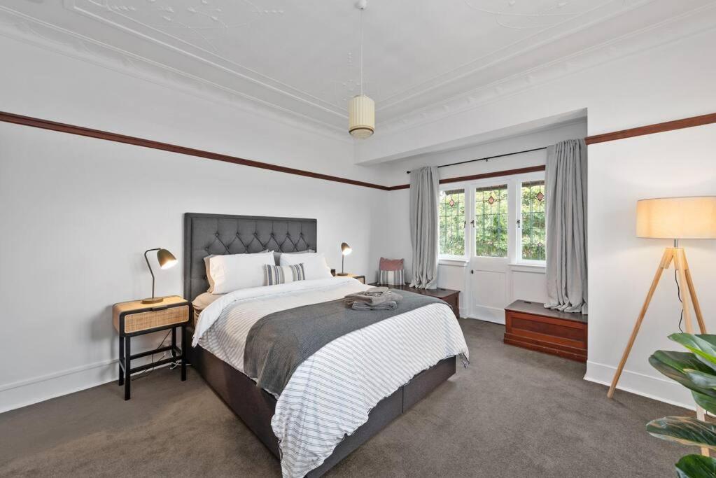 Appartement Art Deco In Ascot! ~ 2 Bed / 1 Bath / 1 Car à Brisbane Extérieur photo